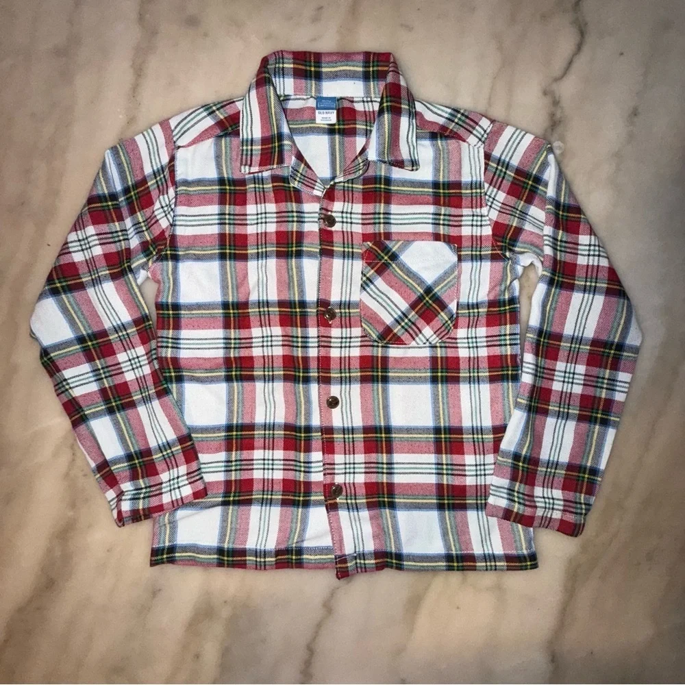Old Navy Christmas pajama top plaid size 6-7 small